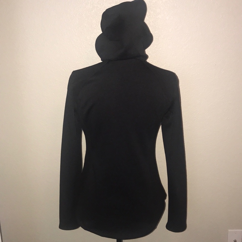 Fila sport jacket, black long sleeve w thumb holes - Picture 5 of 6